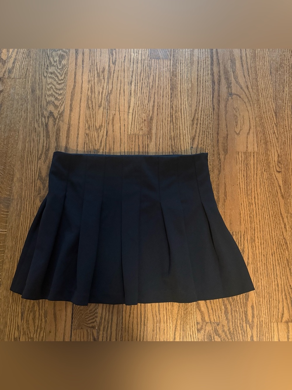 Zara women’s black pleated skirt Size S